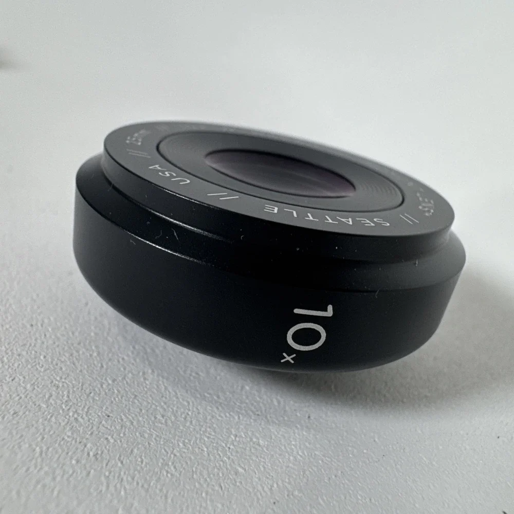 Moment M-Series Macro‎ Lens with Storage Pouch 25mm 10x, EUC